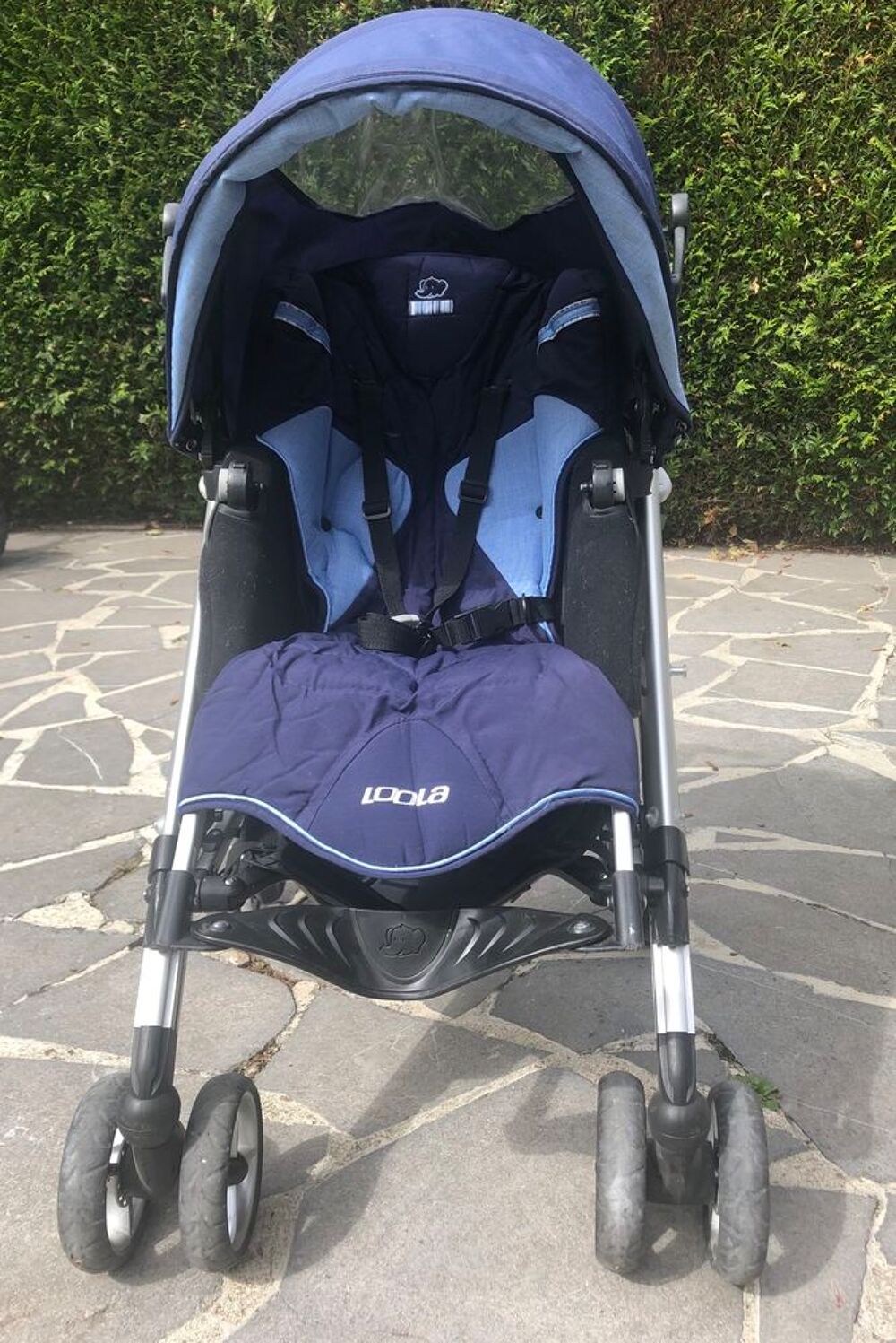Poussette bleue Loola B&eacute;b&eacute; Confort Puériculture