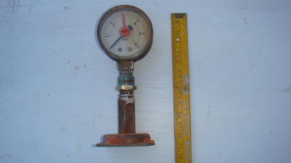 manom&egrave;tre de pression d'eau Jardin