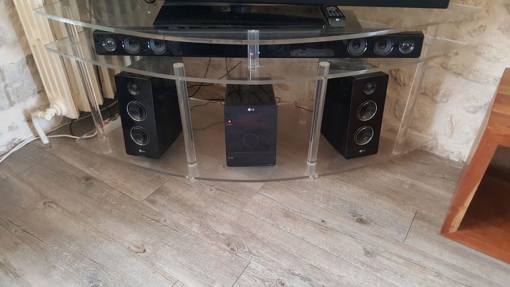 Meuble Hifi/TV en plexiglas Meubles