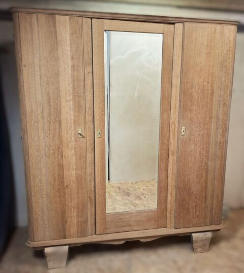 Armoire   portes Art Nouveau 250 Godewaersvelde (59)