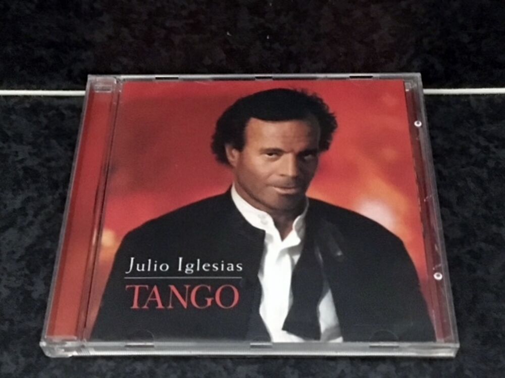 JULIO IGLESIAS TANGO CD et vinyles
