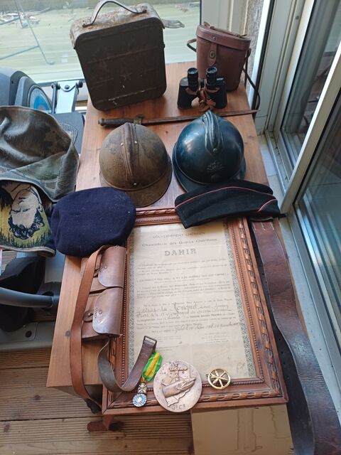 Lot militaria 10 Sainte-Marie (66)