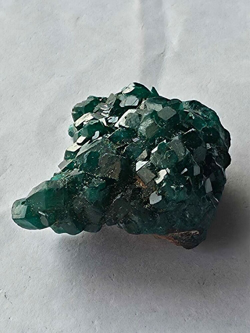 V&eacute;ritable Dioptase sur matrice RDC-Sp&eacute;cimen d'exception 