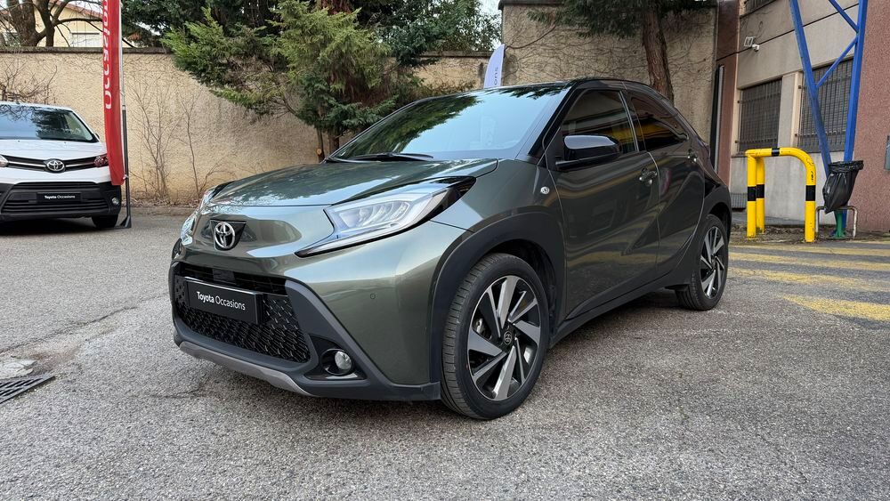Aygo X 1.0 VVT-i 72 S-CVT Collection 2022 occasion 69100 Villeurbanne