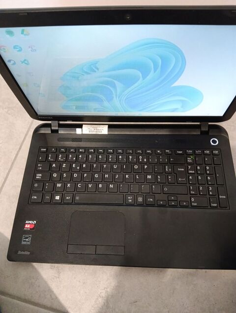 PC portable Toshiba Satellite windows 11  80 Montélimar (26)
