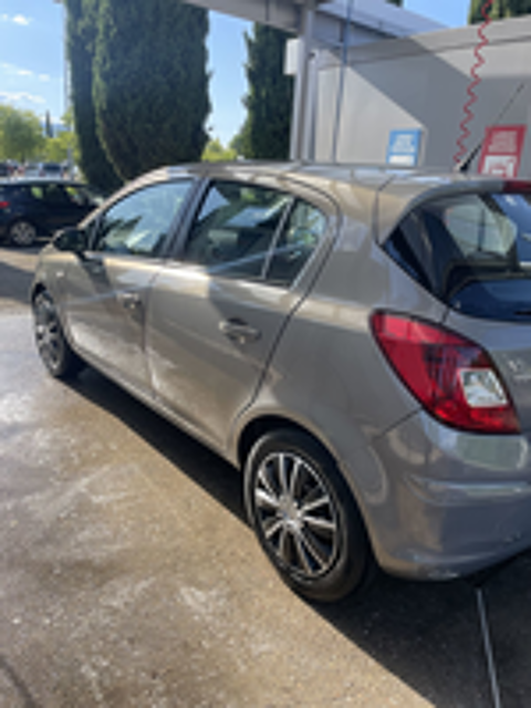 Corsa 1.2 - 85 ch Twinport Edition 2011 occasion 30100 Al&egrave;s