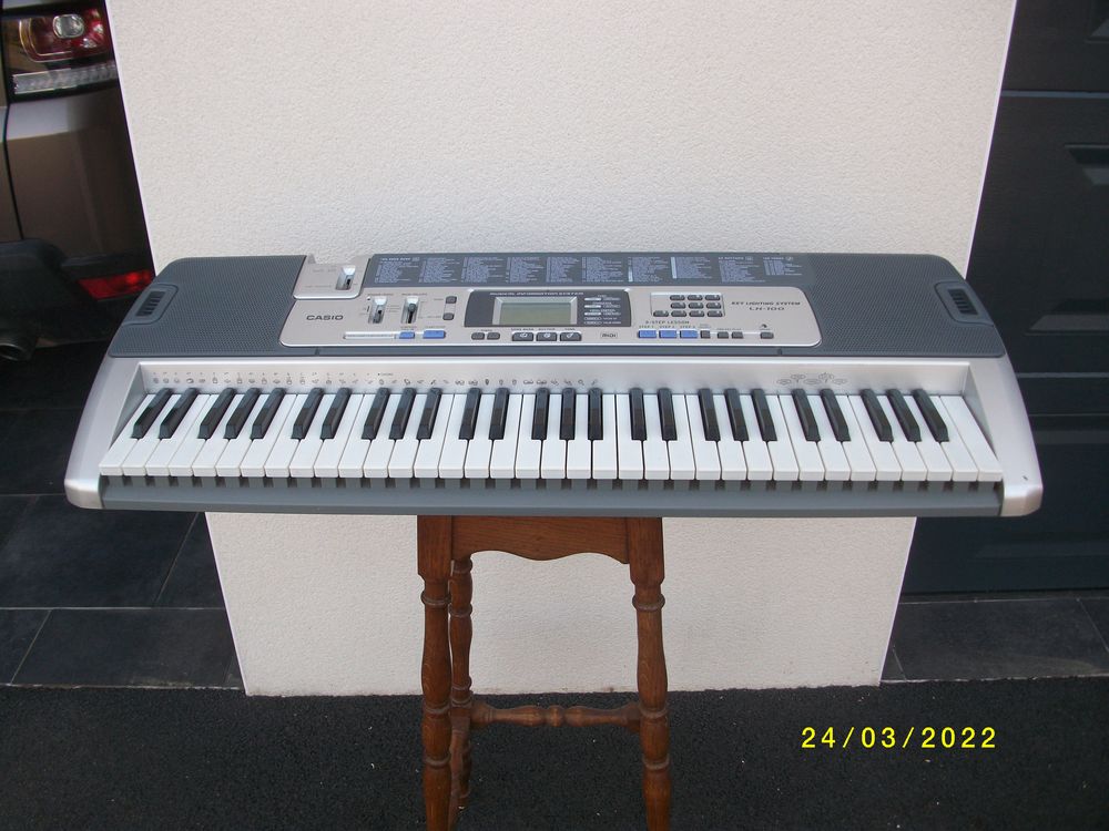 Clavier CASIO LK 100 Instruments de musique