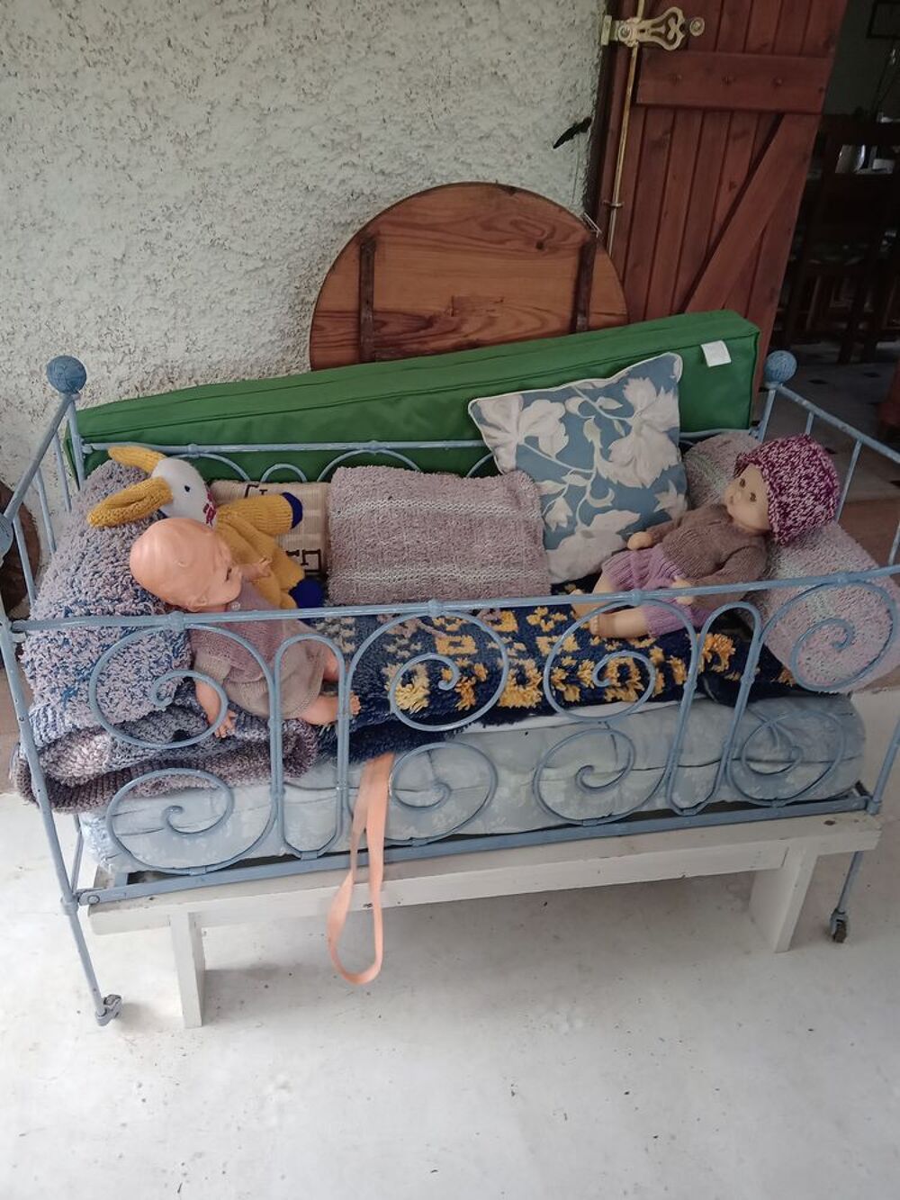 lit ancien pour enfant , avec ou sans literie Mobilier enfants