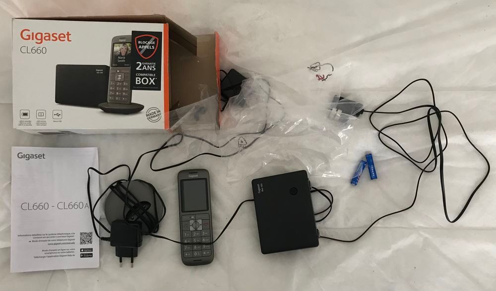 Gigaset t&eacute;l&eacute;phone sans fil SL 660.
Téléphones et tablettes