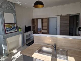  Immeuble à vendre 120 m² Rochefort