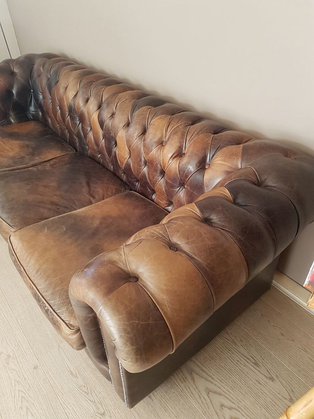 canap&eacute; CHESTERFIELD Meubles