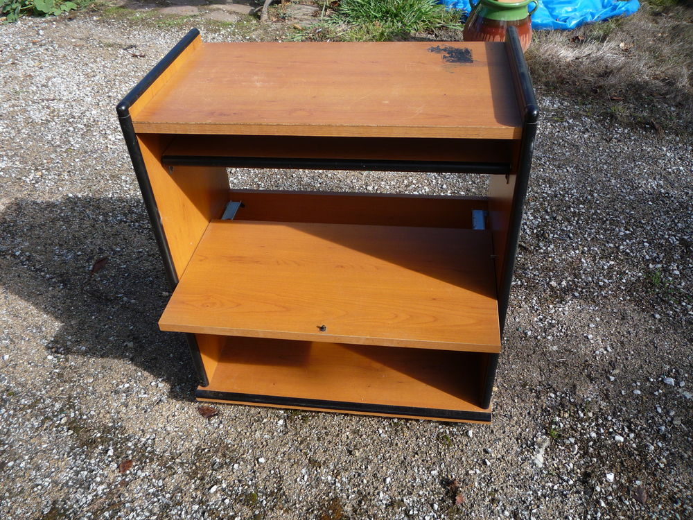Bureau ,&eacute;tag&egrave;re amovible Meubles