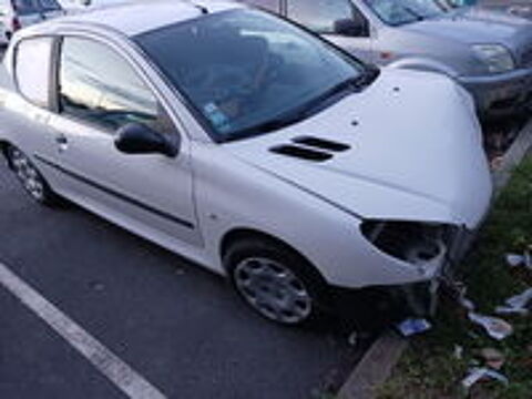 206 1.4i XR Pr&eacute;sence 2002 occasion 59000 Lille