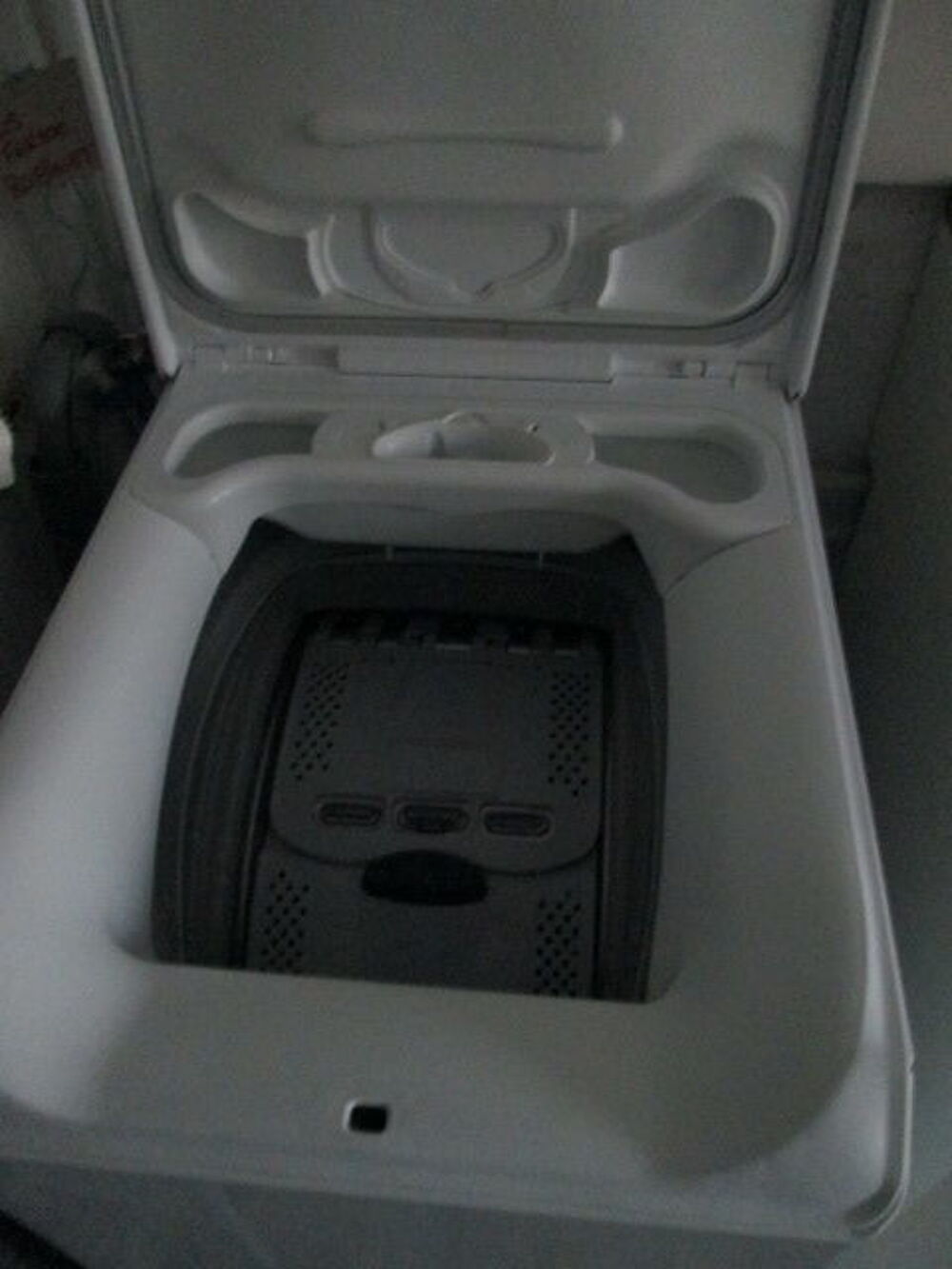 LAVE LINGE Faure 
Electroménager