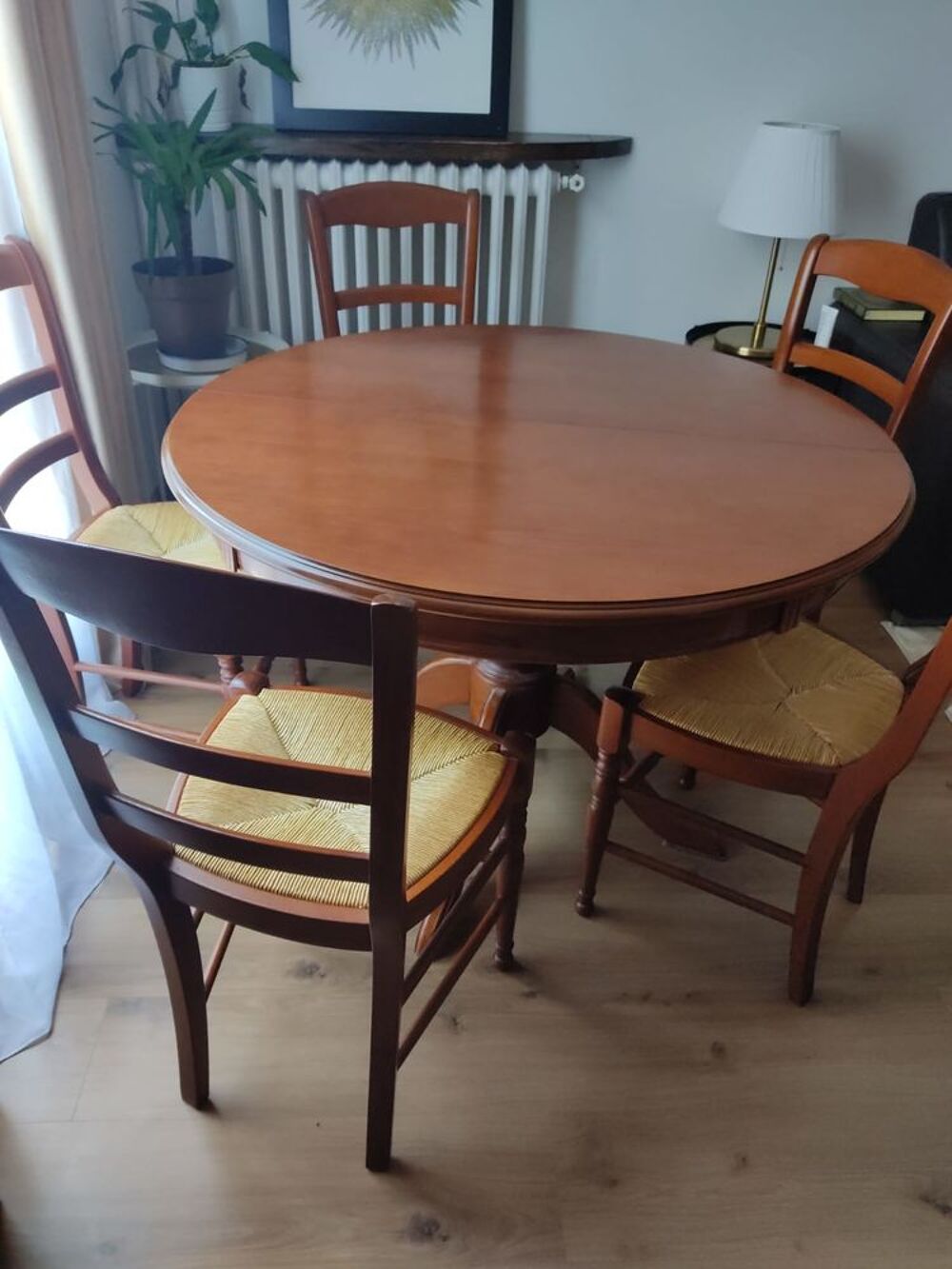 Table de salle &agrave; manger avec 6 chaises Meubles