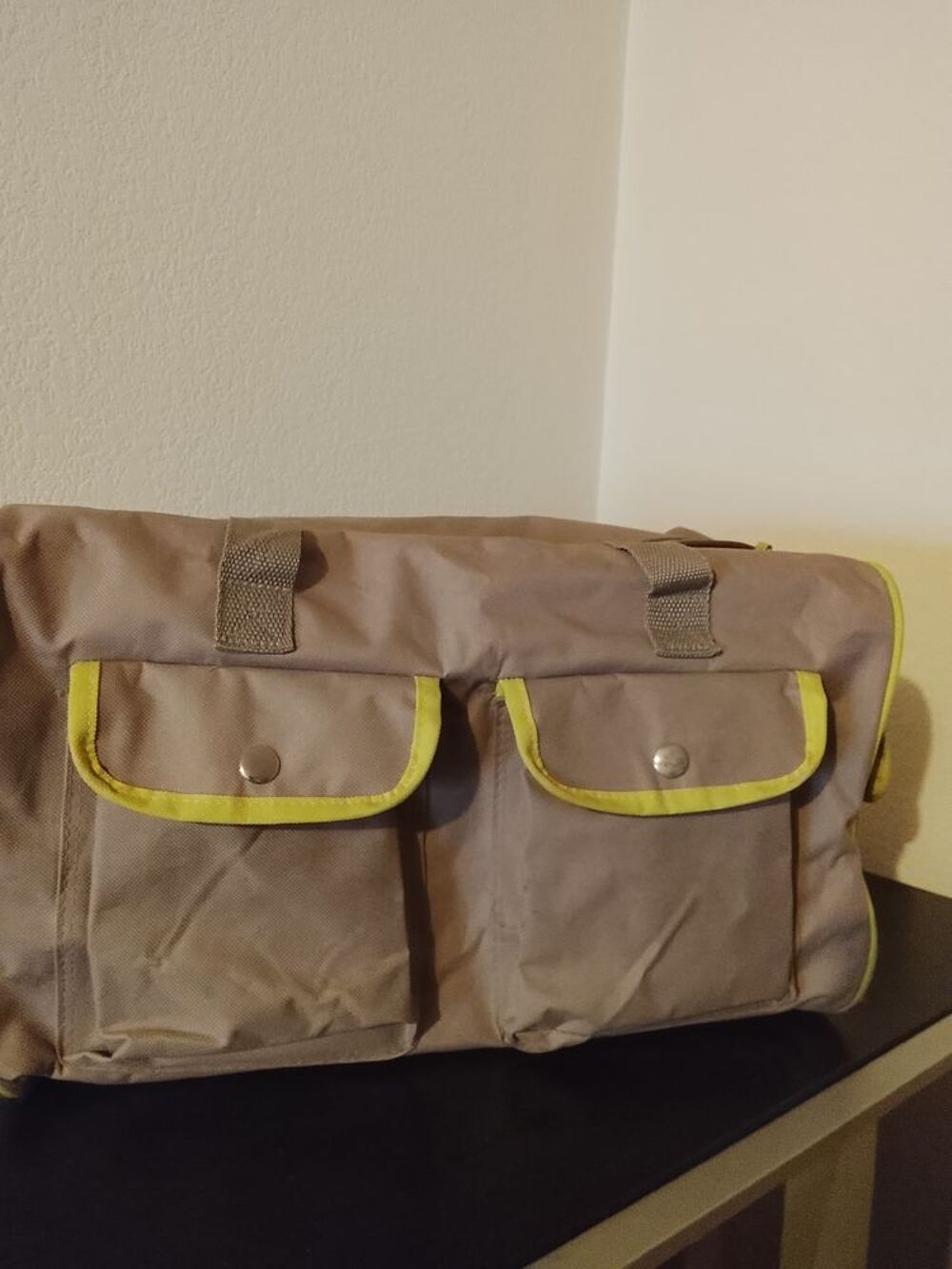 Lot sac de voyage trousse de toilette sac &agrave; linge Maroquinerie