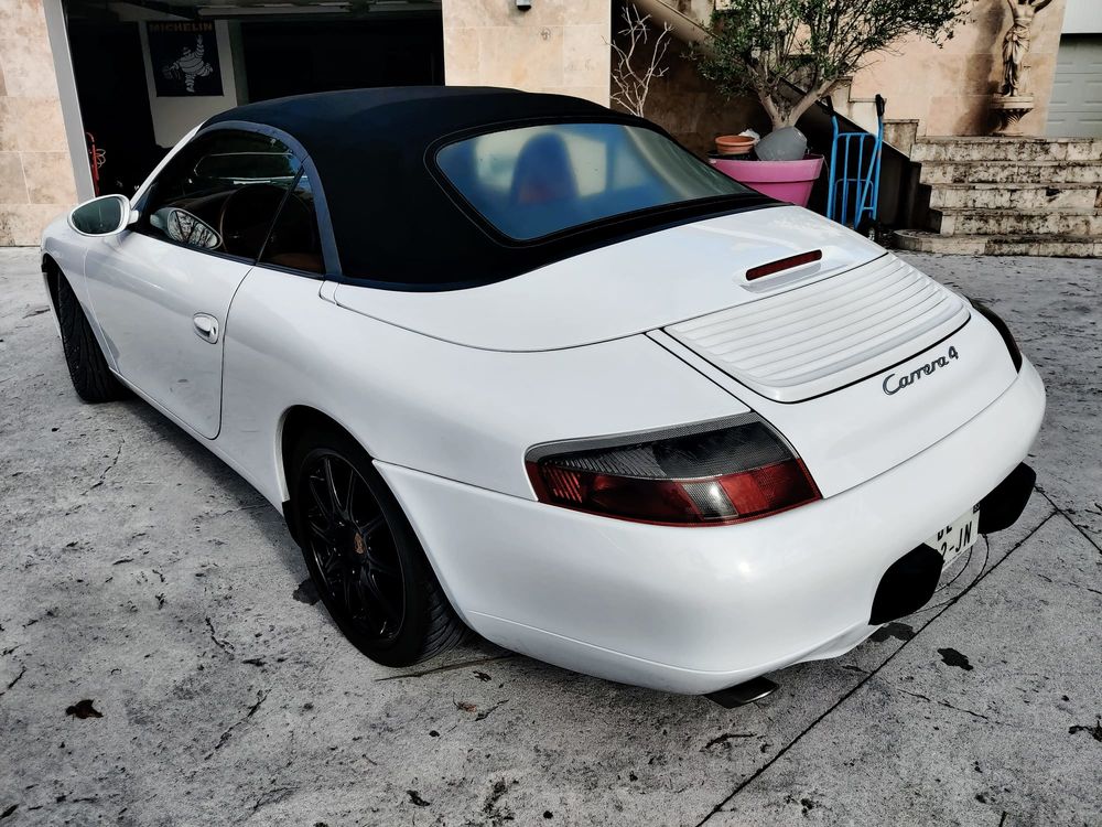 911 (996) CARRERA 4 CABRIOLET 2003 occasion 38300 Bourgoin-Jallieu