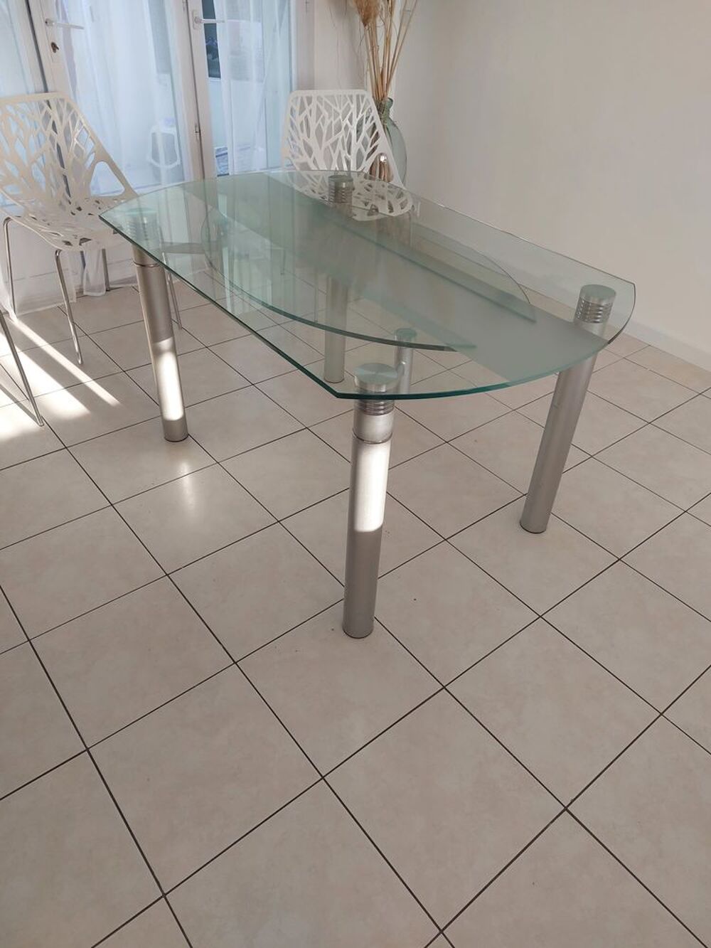 Table a manger en verre Meubles