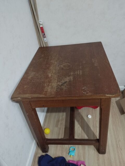 Table a manger 50 Montlouis-sur-Loire (37)
