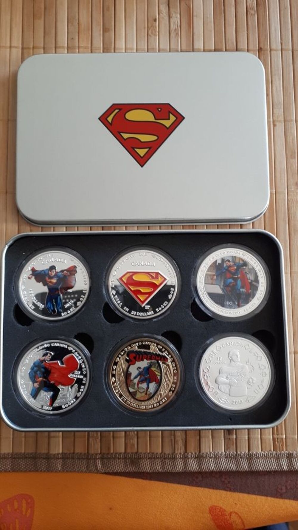 Superman Beau coffret 6 m&eacute;dailles neuves 2013 