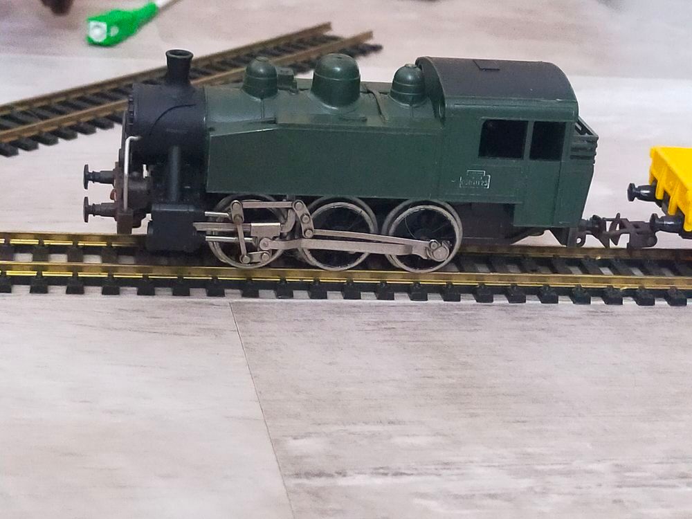 Lot de train HO avec Loco Tender 030TU Hornby 
