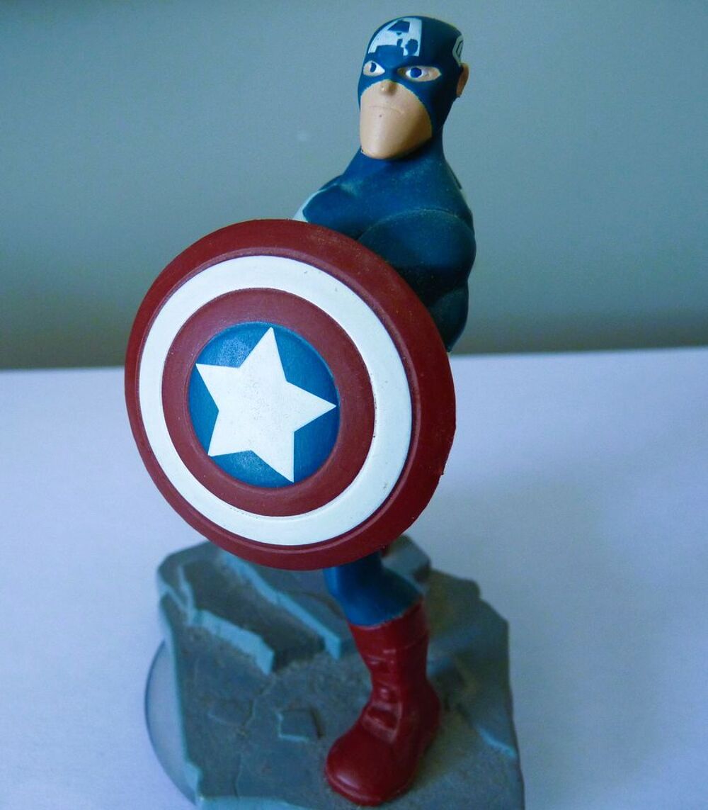 Figurine Captain America Disney Infinity 2.0 Consoles et jeux vidos