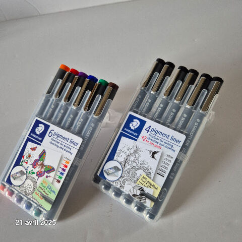 Lot de 12 feutres calibrs de qualit Staedtler Lumocolor p 25 Saumur (49)