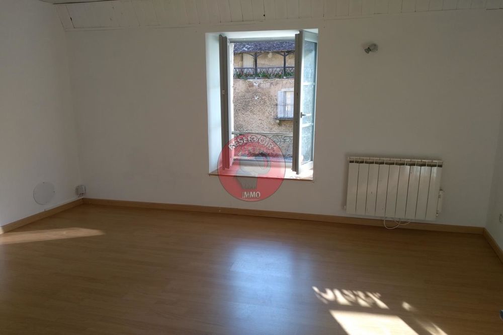 vente Immeuble - 10 pièce(s) - 235 m² Époisses (21460)