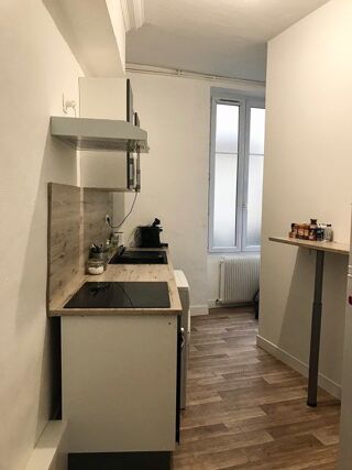  Appartement à louer 2 pièces 45 m²