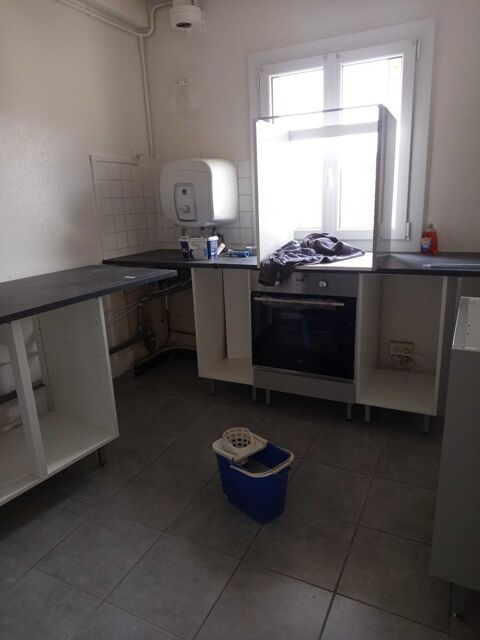 homme retrait&eacute;s propose services de bricolage 0 03100 Montluçon