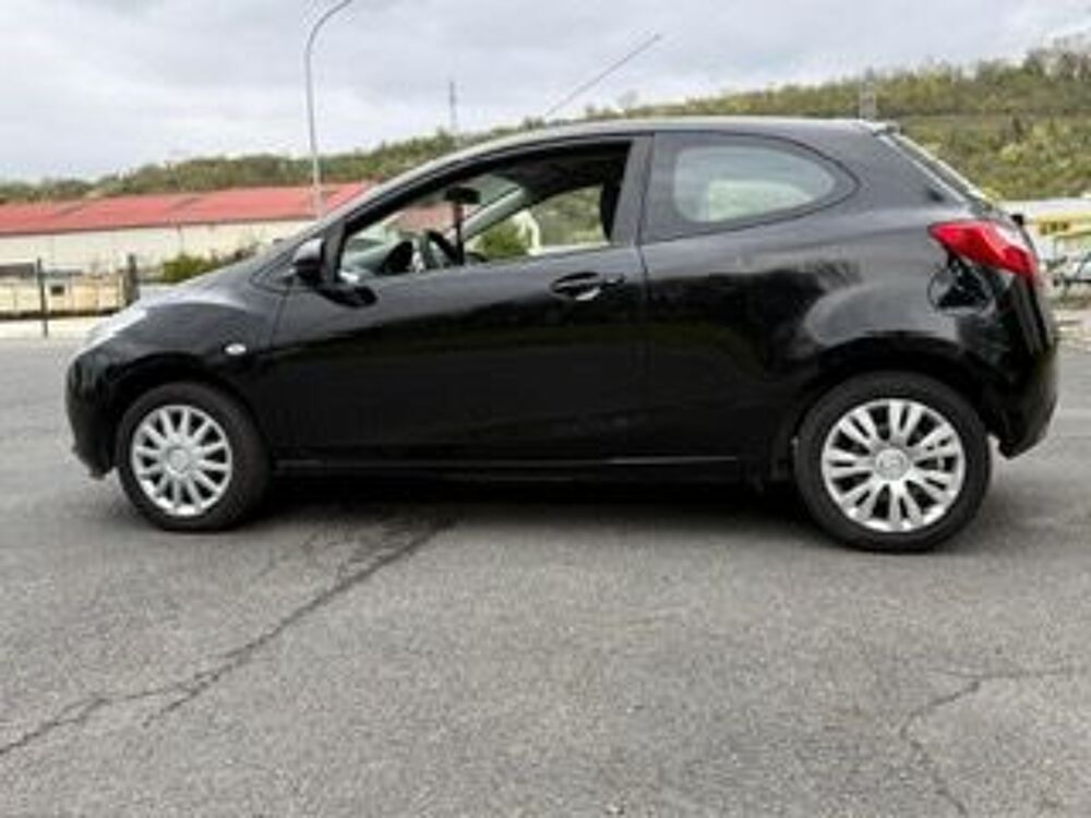Mazda2 1.4L MZ-CD El&eacute;gance 2011 occasion 77130 La Grande-Paroisse
