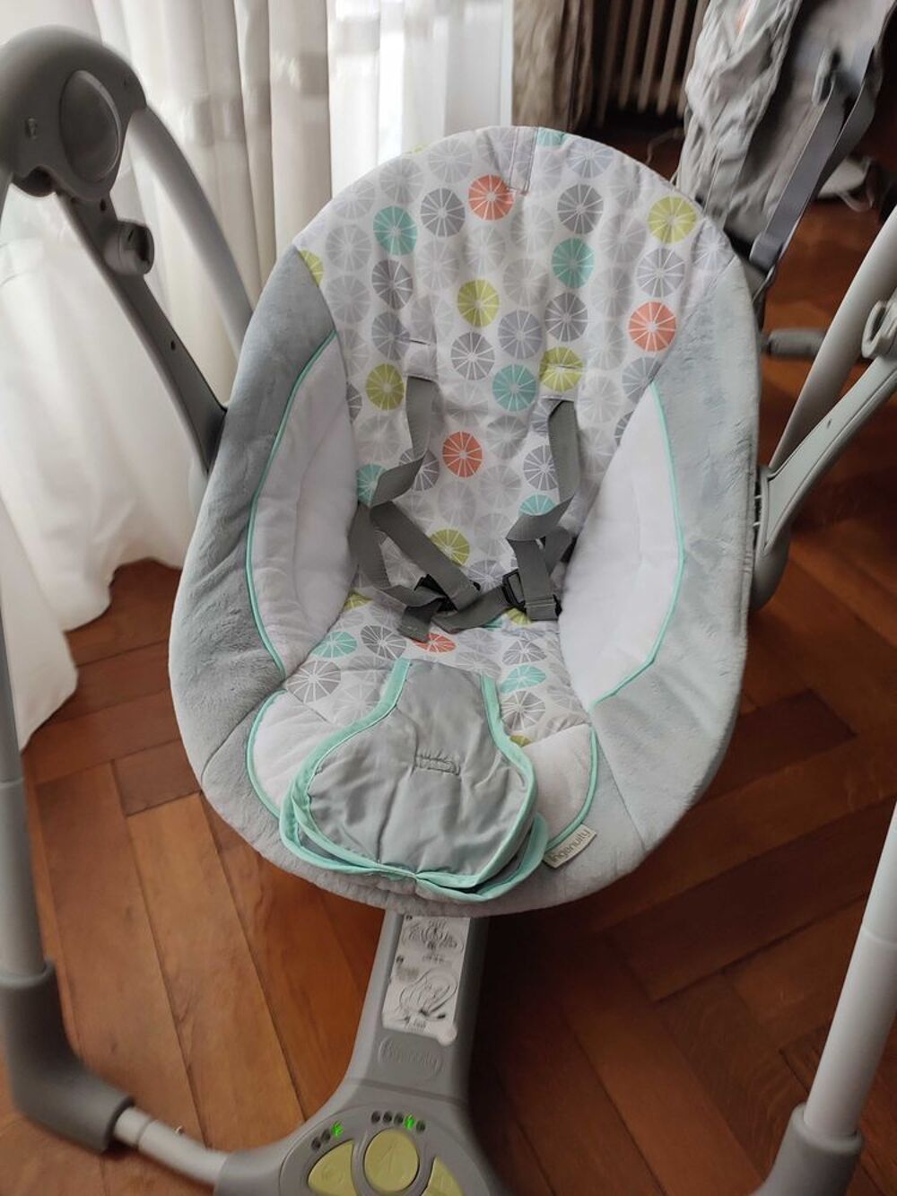Balancelle &eacute;lectrique pour b&eacute;b&eacute; Puriculture