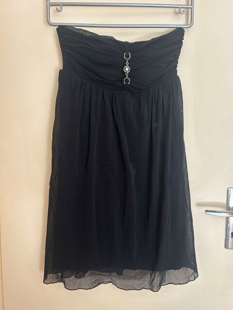 robe noir t 36 Mouilleron-en-Pareds (85)