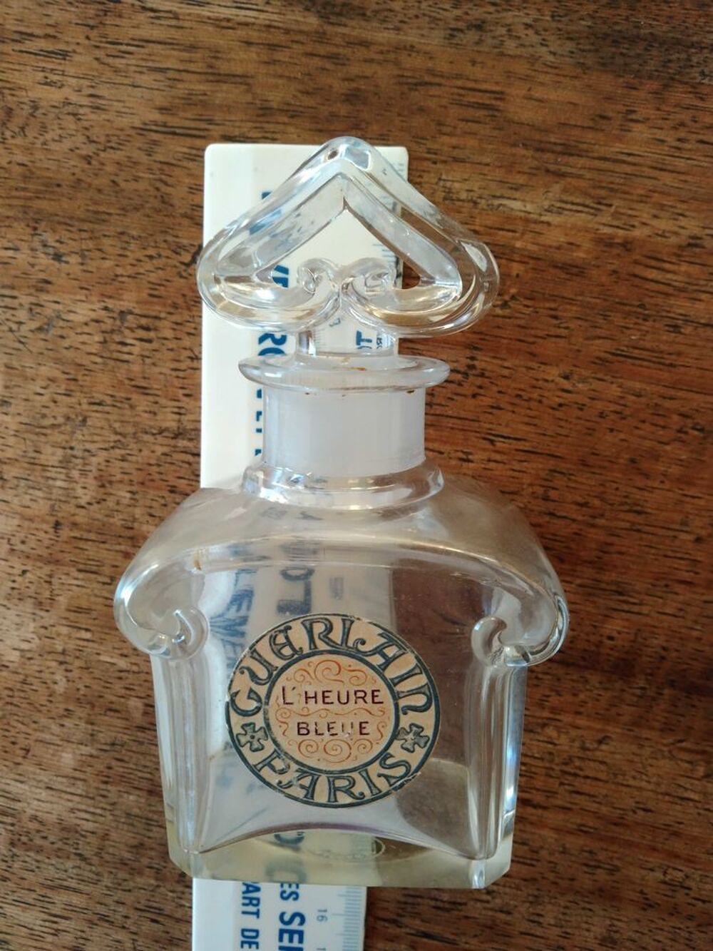 Flacon de parfum vide en Baccarat 