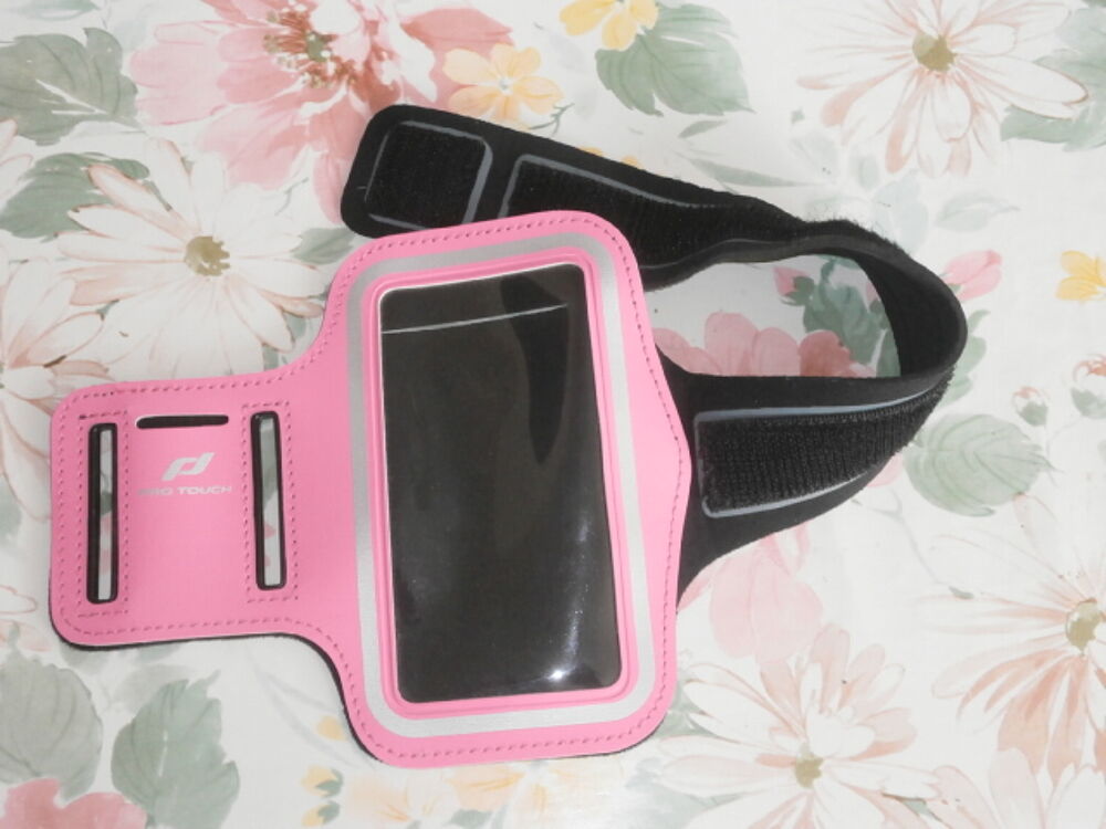 Brassard de t&eacute;l&eacute;phone portable Pro Touch pour sport Sports