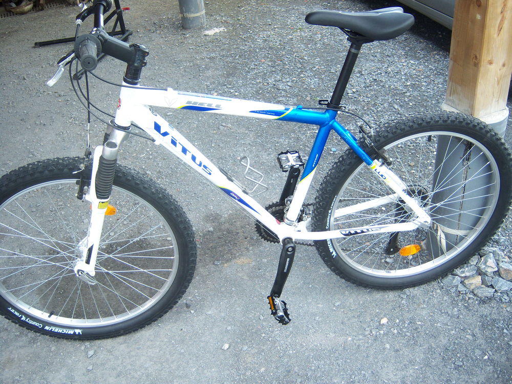 245KB 2001 null null null 3 null 6 3 2003 null JZrid64NikfipM