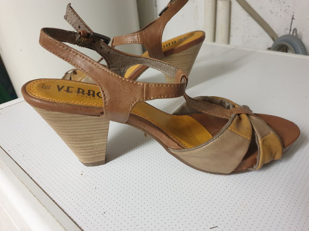 Tr&egrave;s Jolies et F&eacute;minine Chaussures