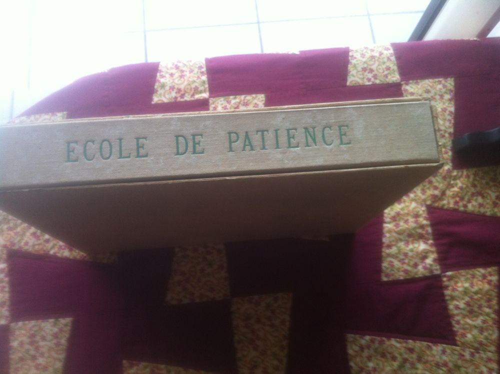 ECOLE DE PATIENCE LA GUERRE VUE PAR CHAS LABORDE Livres et BD