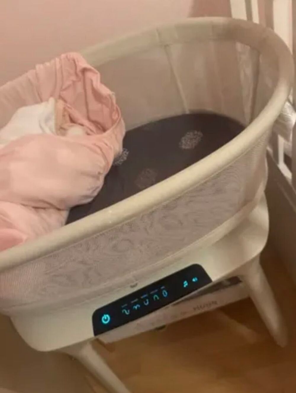 Lit b&eacute;b&eacute; berceau 4MOMS Mobilier enfants