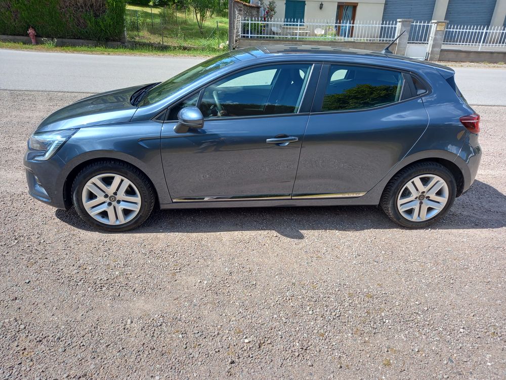 Clio V STE 1.5 DCI 100 BUSINESS GPS 2 PLACES 45550 KMS 2022 occasion 88220 Urim&eacute;nil