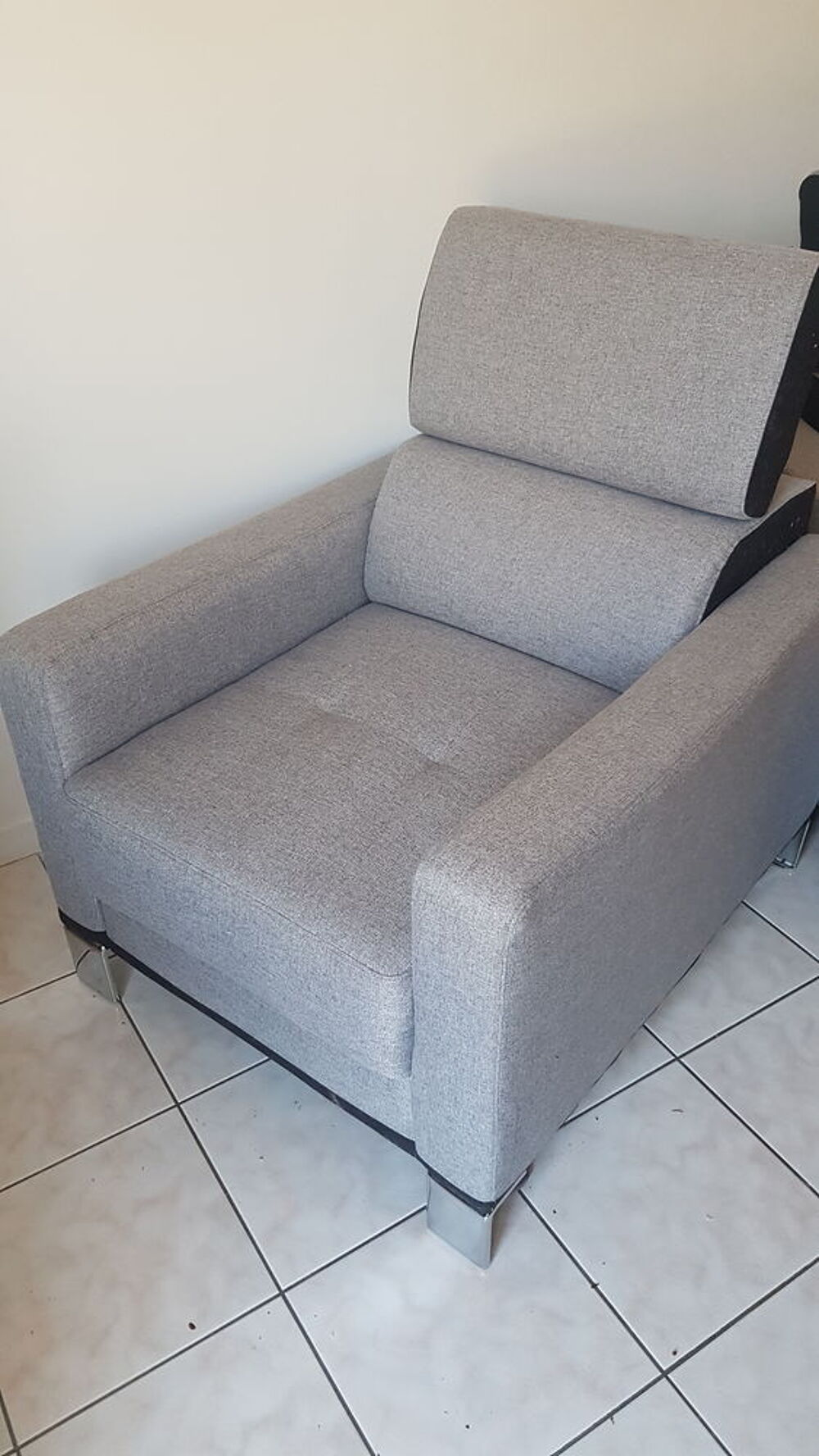 Canap&eacute; 3 places + 2 fauteuils gris Meubles