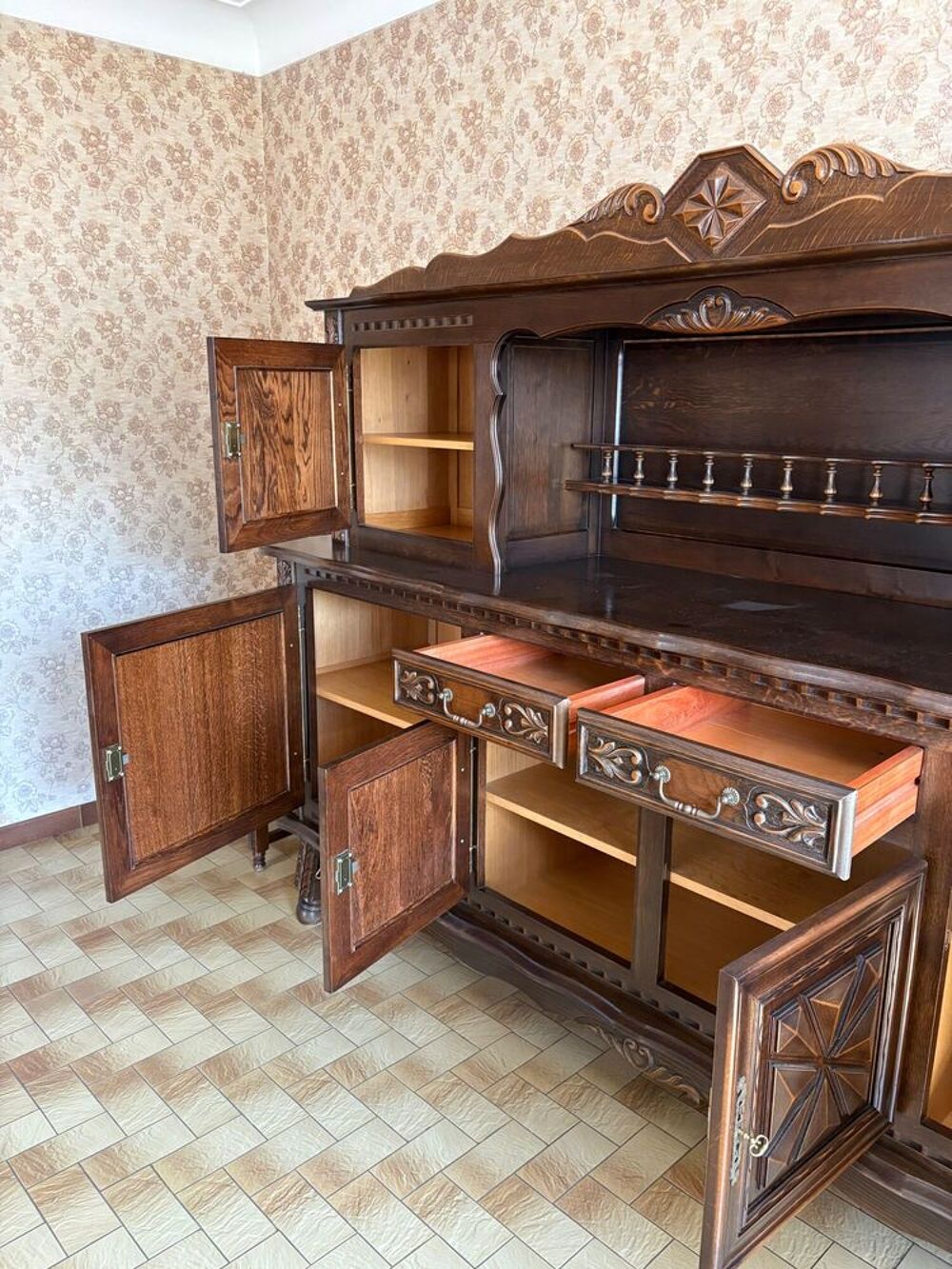 Buffet basque / vaisselier Meubles