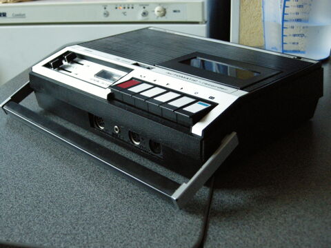 Magnétophone cassette NORMENDE , automatic. 50 Épinay-sur-Seine (93)