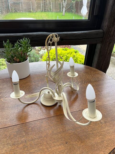 Luminaire 40 Ermont (95)