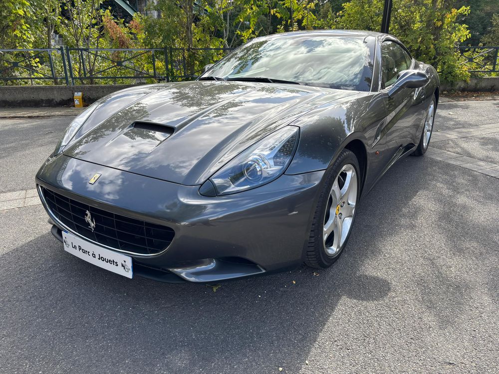 California V8 4.3 460ch 2009 occasion 94340 Joinville-le-Pont