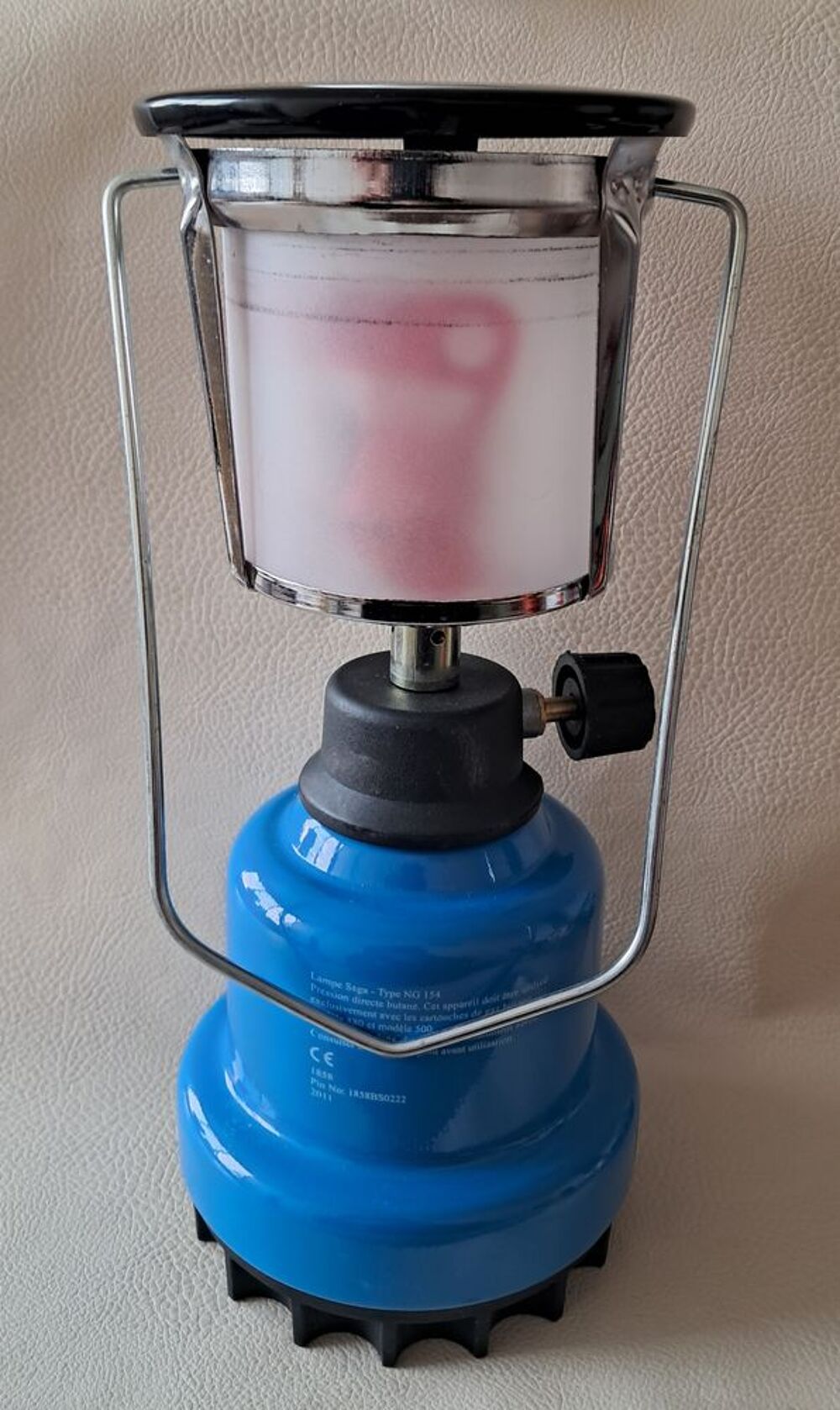 Lampe de camping &agrave; gaz ou pour coupure d'&eacute;lectricit&eacute; neuve Sports