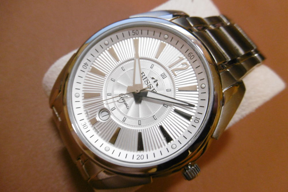 Bisset &eacute;l&eacute;gance ETAT NEUF collectio &eacute;l&eacute;gance Bijoux et montres