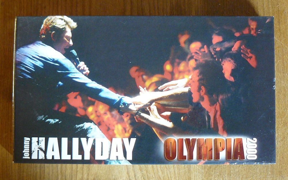 Coffret Johnny HALLYDAY : Olympia 2000 - Coffret longbox DVD et blu-ray