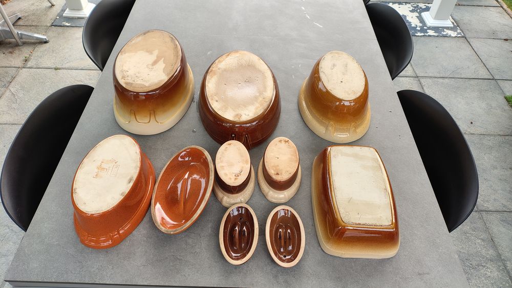 Lot de 7 terrines 'passage au four" bon &eacute;tat Cuisine