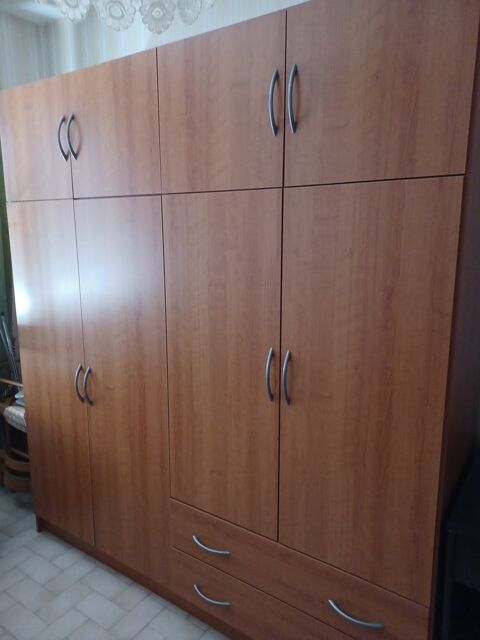 Armoire Saint-Claude-de-Diray (41)